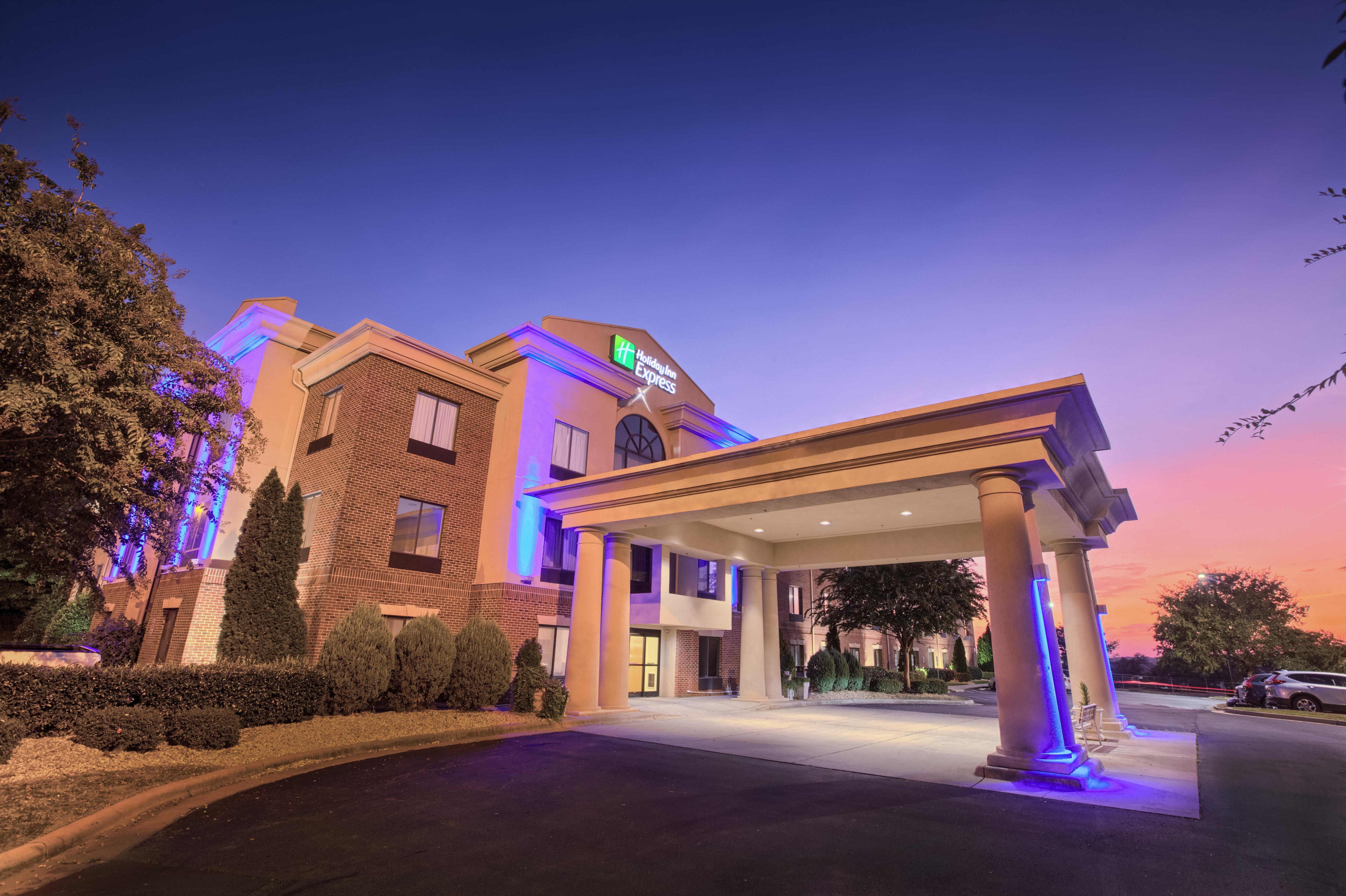 Holiday Inn Express Hotel & Suites Raleigh North - Wake Forest By Ihg Exterior foto