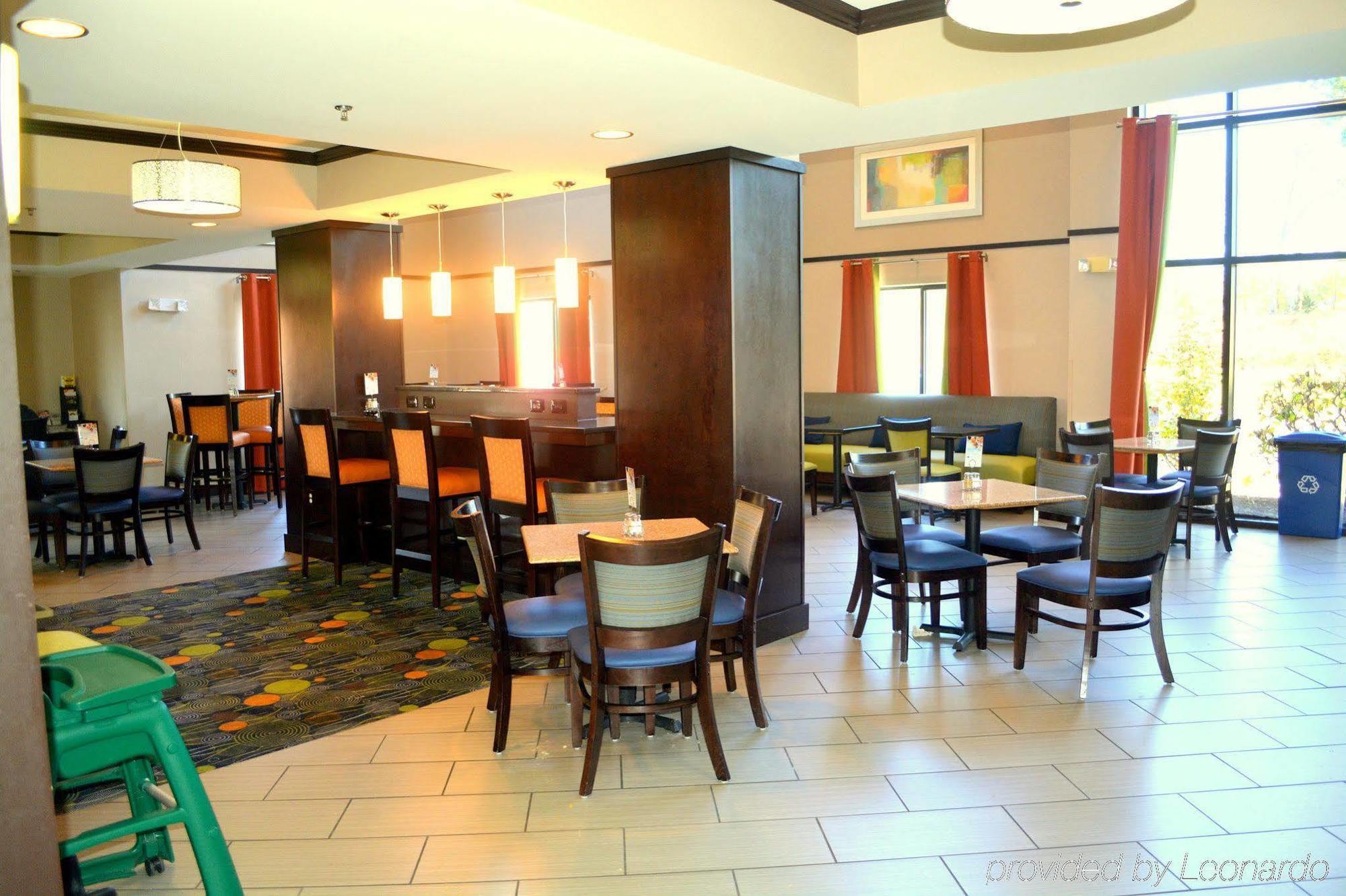 Holiday Inn Express Hotel & Suites Raleigh North - Wake Forest By Ihg Exterior foto
